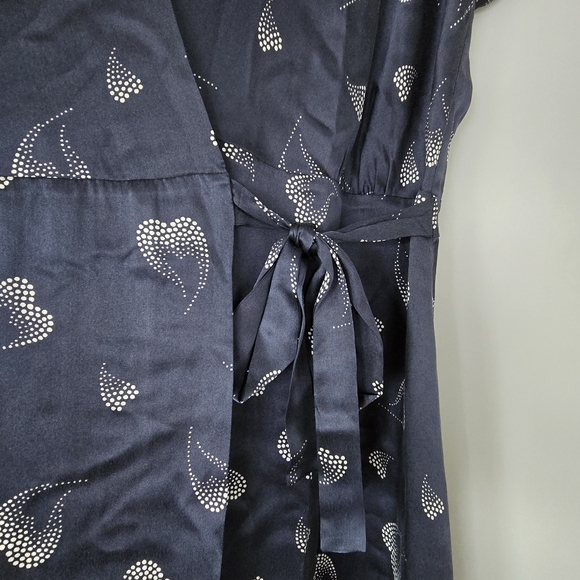 Joie Bethwyn Silk Heart-Print Wrap Dress - Picture 7 of 13